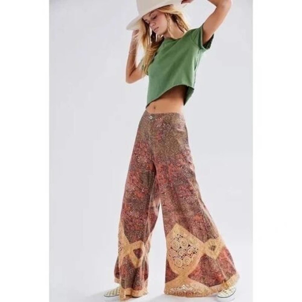 Free People Sweet Surrender Printed Pants Wide Leg Flare 4 NEW